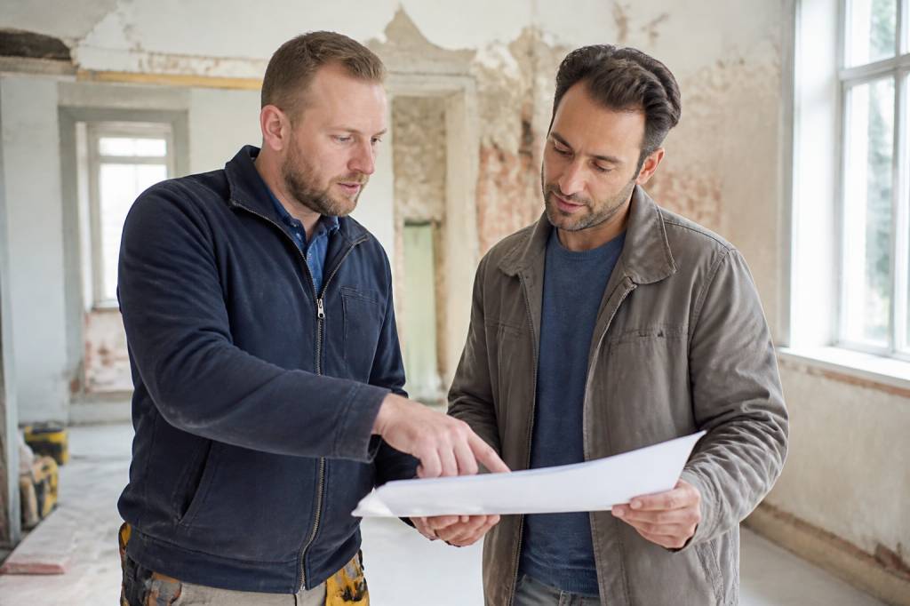 How to choose a contractor for house repair